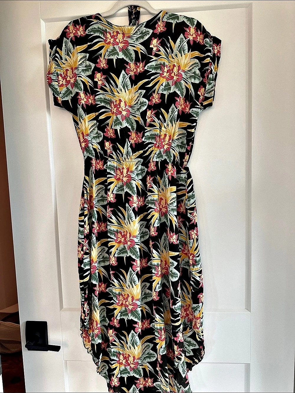 PINEAPPLES Design in Hawaii Pineapple Paradise Black Darling Midi Hawaiian Dress